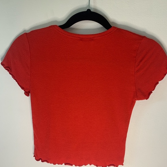 Red top - Picture 2 of 2